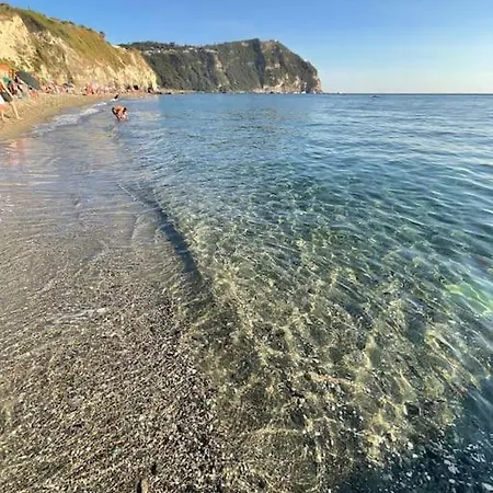 Sea -view Cava Dell'isola דירה